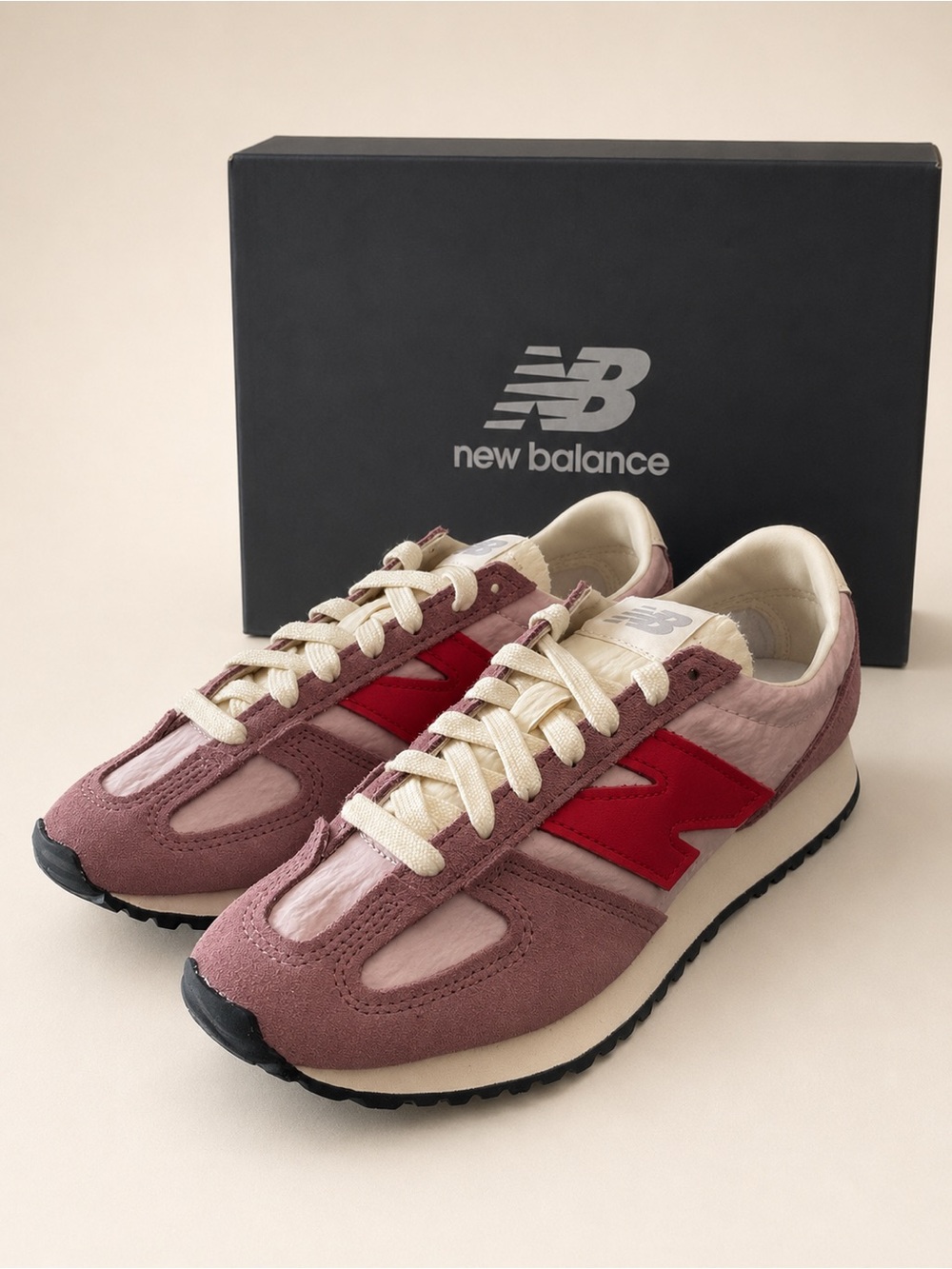 New in Box! New Balance 471  Women's Pink & Red Retro Runner Sneakers sz 7